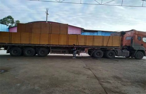 柳州建筑模板变形了怎么解决